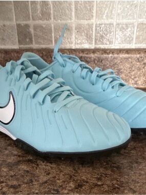 Nike Tiempo Turf Soccer Cleats Blue Men's US Size 9.5 DV4342-401 no box